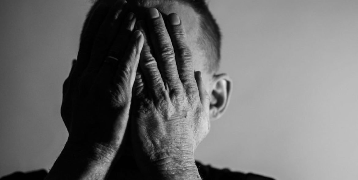 Patologiczne-zamartwianie-się-–-zobacz-czy-tego-nie-robisz-1024x576