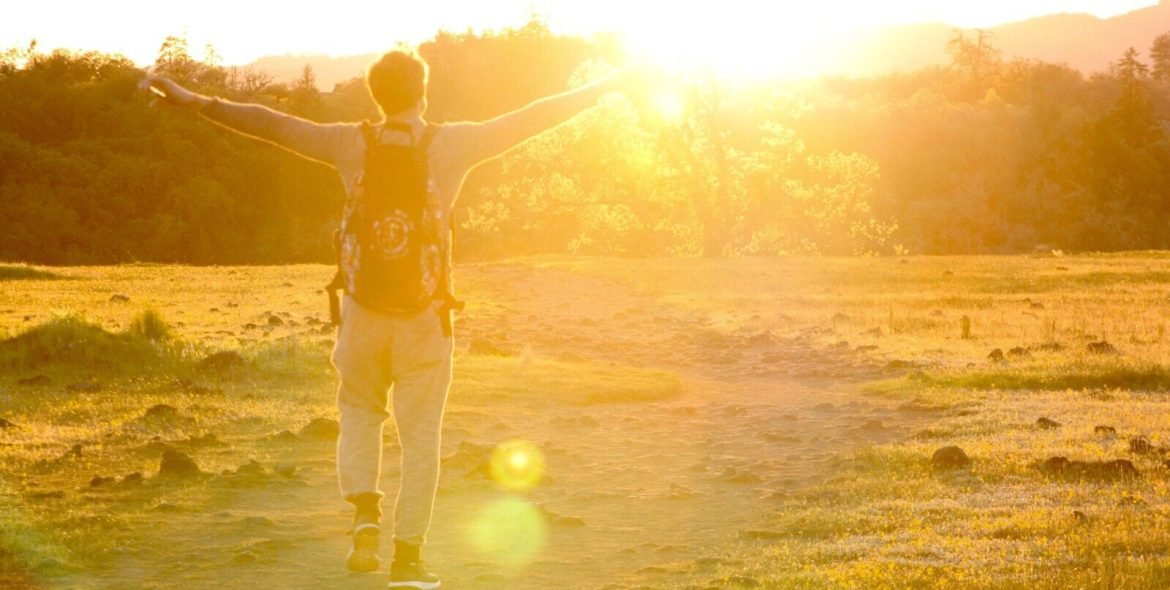 my-walking-on-sunshine-on-top-of-table-rock_t20_XQpWmG